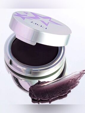 L.W.Y.A.- LOVE WHO YOU ARE - CHAMELEON- Black Cream Blush